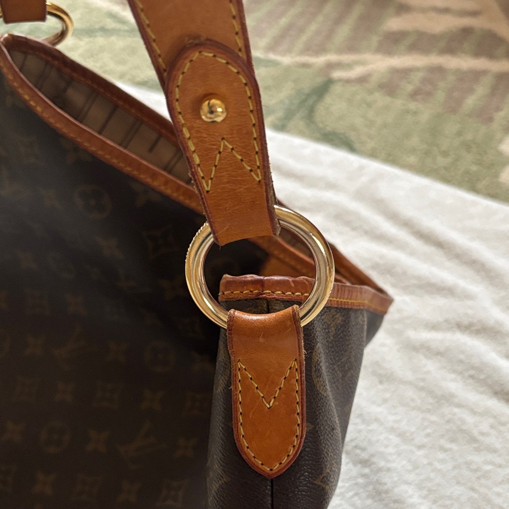Louis Vuitton Dark Brown Monogram Shoulder Bag - Picture 7 of 9